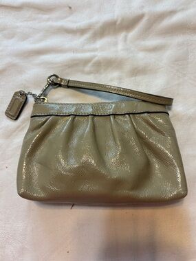 Coach Vintage Glossy Leather Wristlet/clutch  in Taupe.